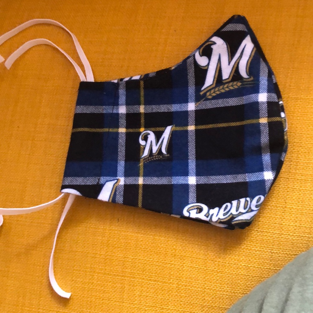 Brewers mask